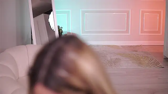 EvaZane online show from December 3, 2025, 9:46 pm