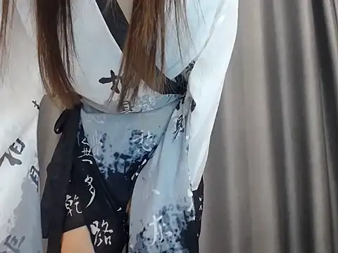 LiDonnaa online show from March 16, 2025, 4:23 pm