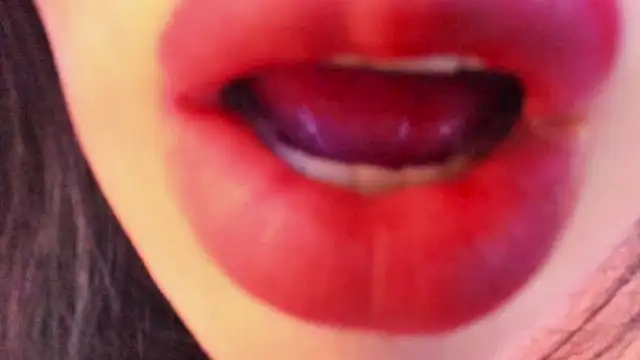 charlottemeyerr online show from February 11, 2025, 11:22 pm