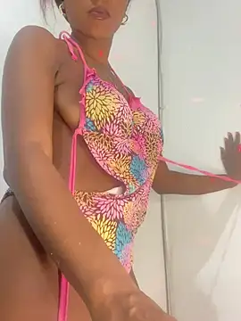 Shhainaysweet online show from March 22, 2025, 9:42 pm