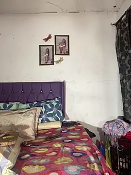 Snapshot of KandyHot_ chatting on February 16, 2026, 12:51 am KandyHot online show from February 16, 2026, 12:51 am