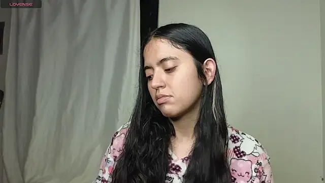 ViolettaSummer online show from October 12, 2025, 12:20 am