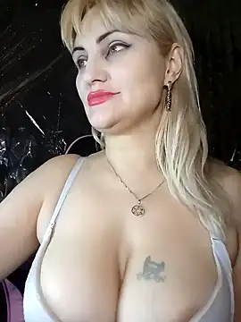 Freya Milf online show from February 1, 2025, 7:44 pm