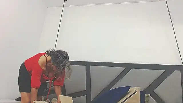 Snapshot of chanel_grant chatting on October 30, 2025, 6:41 pm chanel grant online show from October 30, 2025, 6:41 pm