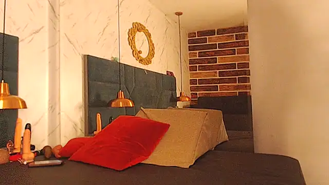 Snapshot of chanel_grant chatting on November 8, 2025, 7:56 pm chanel grant online show from November 8, 2025, 7:56 pm