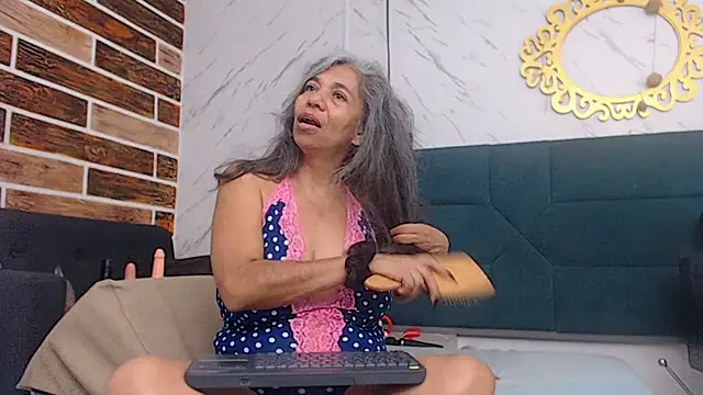 Snapshot of chanel_grant chatting on November 30, 2025, 1:48 pm chanel grant online show from November 30, 2025, 1:48 pm