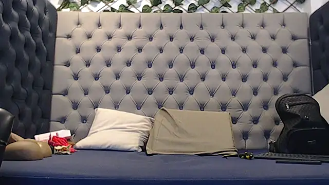 chanel grant online show from February 11, 2026, 10:04 pm