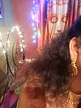 Snapshot of Maaya66 chatting on January 5, 2025, 9:25 pm Maaya66 online show from January 5, 2025, 9:25 pm