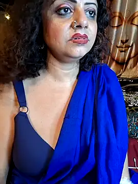 Snapshot of Maaya66 chatting on January 29, 2025, 8:35 pm Maaya66 online show from January 29, 2025, 8:35 pm