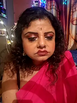 Snapshot of Maaya66 chatting on February 18, 2025, 9:20 pm Maaya66 online show from February 18, 2025, 9:20 pm