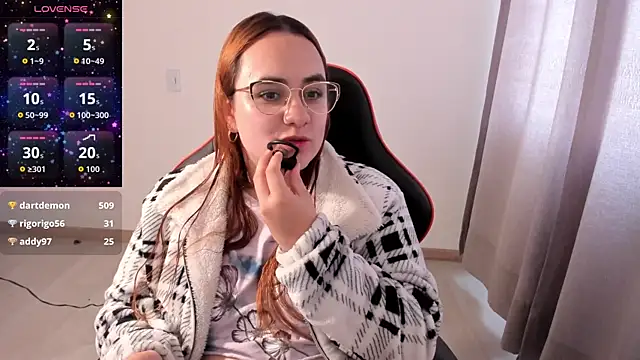 maryluna95 online show from November 13, 2025, 6:07 pm