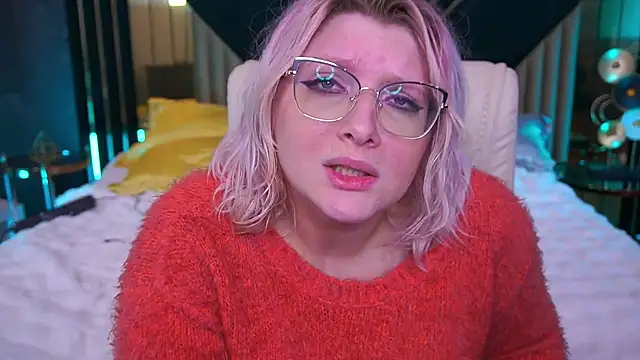 CoolTatis online show from December 2, 2025, 7:47 am