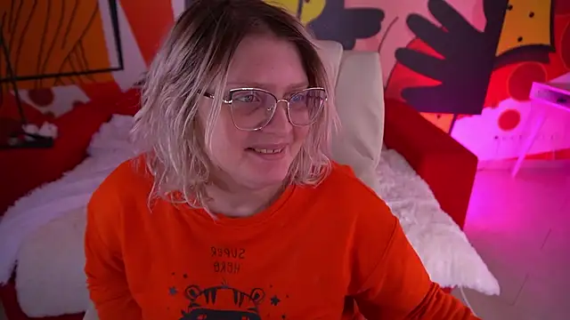 Snapshot of CoolTatis chatting on February 2, 2026, 9:08 am CoolTatis online show from February 2, 2026, 9:08 am