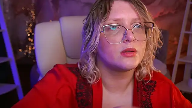 Snapshot of CoolTatis chatting on March 3, 2026, 6:52 am CoolTatis online show from March 3, 2026, 6:52 am