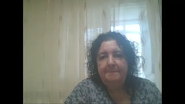 maturekorine online show from May 28, 2026, 4:48 pm