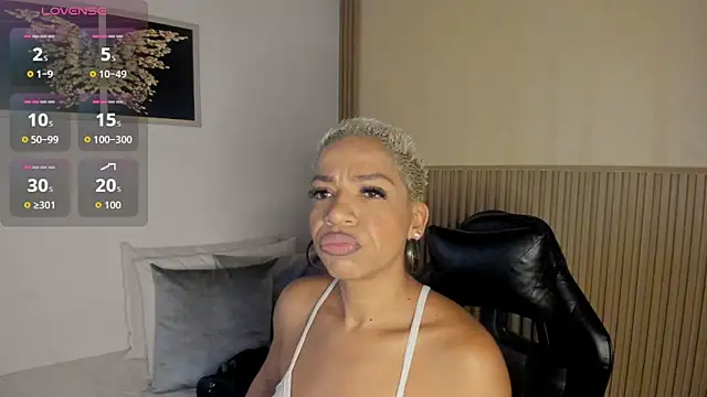 summer night  online show from February 18, 2026, 11:17 am