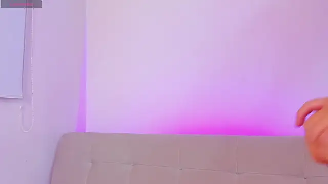 Snapshot of SofiaFerrer chatting on September 24, 2025, 2:37 am SofiaFerrer online show from September 24, 2025, 2:37 am