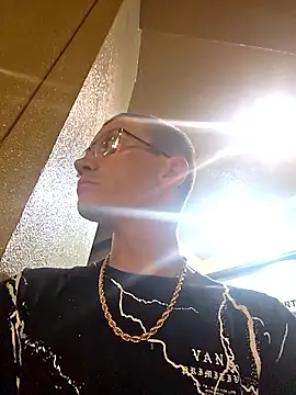 Hatchetwound6969 online show from March 21, 2026, 7:46 am