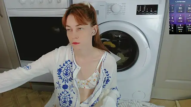 Amina Barbarian online show from October 13, 2025, 5:35 pm