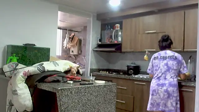 Snapshot of adan_eva960 chatting on September 18, 2025, 2:30 pm adan eva960 online show from September 18, 2025, 2:30 pm