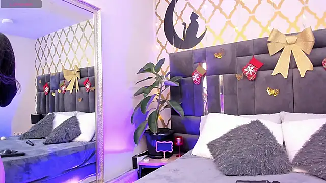 RubbyTaylor online show from November 27, 2025, 6:54 pm