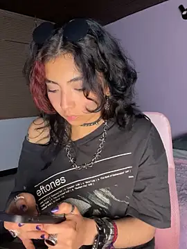  Gothiccbitch  online show from February 4, 2025, 6:25 am