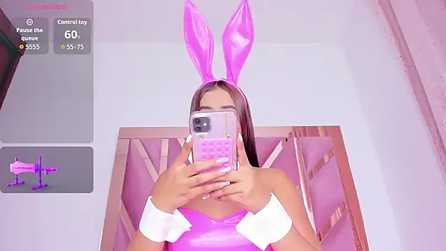 CherryBlossom23 online show from April 6, 2026, 1:58 am