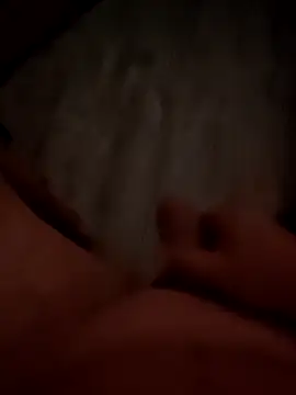 Snapshot of Szeltolo001 chatting on October 31, 2025, 1:06 am Szeltolo001 online show from October 31, 2025, 1:06 am