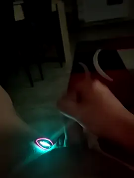 Szeltolo001 online show from March 22, 2026, 11:19 pm