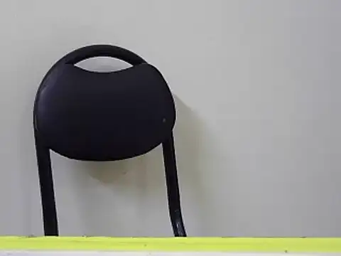 momo lov online show from March 5, 2025, 9:27 am