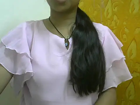 momo lov online show from September 21, 2025, 4:36 am