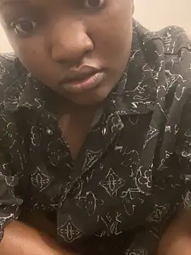 sweet18creamybigpussy online show from December 15, 2025, 3:38 pm