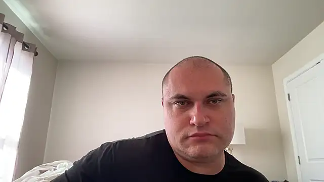 SluggishChase99 online show from October 5, 2025, 2:26 pm