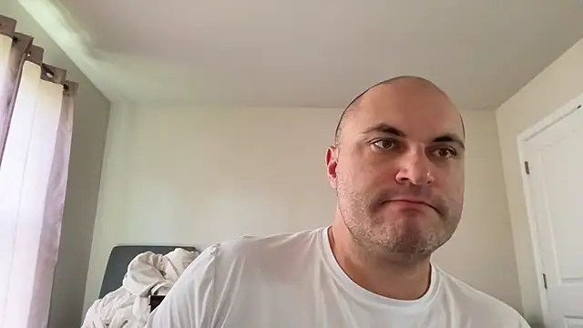 SluggishChase99 online show from May 26, 2026, 4:25 pm