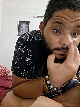 Snapshot of Dj-yefri-pauta chatting on September 22, 2025, 10:34 pm Dj-yefri-pauta online show from September 22, 2025, 10:34 pm