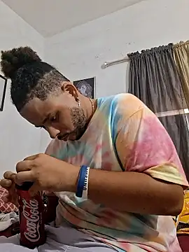 Snapshot of Dj-yefri-pauta chatting on November 4, 2025, 8:08 pm Dj-yefri-pauta online show from November 4, 2025, 8:08 pm