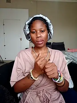 Snapshot of PerfectionBerrie chatting on February 24, 2026, 6:11 am PerfectionBerrie online show from February 24, 2026, 6:11 am