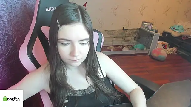 Snapshot of Crazy_forest_fairy chatting on February 1, 2026, 12:09 am Crazy forest fairy online show from February 1, 2026, 12:09 am