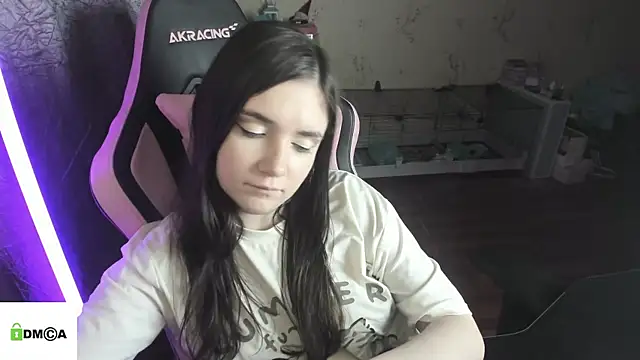 Snapshot of Crazy_forest_fairy chatting on March 10, 2026, 10:04 pm Crazy forest fairy online show from March 10, 2026, 10:04 pm