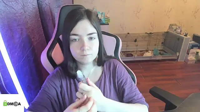 Snapshot of Crazy_forest_fairy chatting on April 14, 2026, 9:32 pm Crazy forest fairy online show from April 14, 2026, 9:32 pm