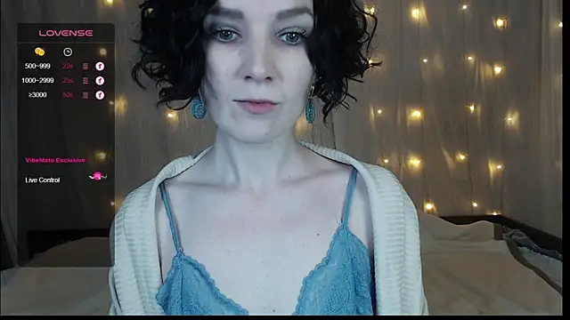 TinaWince online show from December 20, 2024, 5:04 am