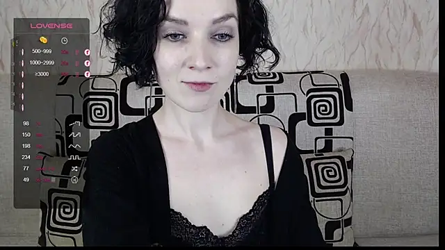 TinaWince online show from February 7, 2025, 8:55 am