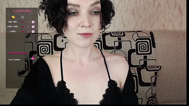 TinaWince online show from March 20, 2025, 9:48 am