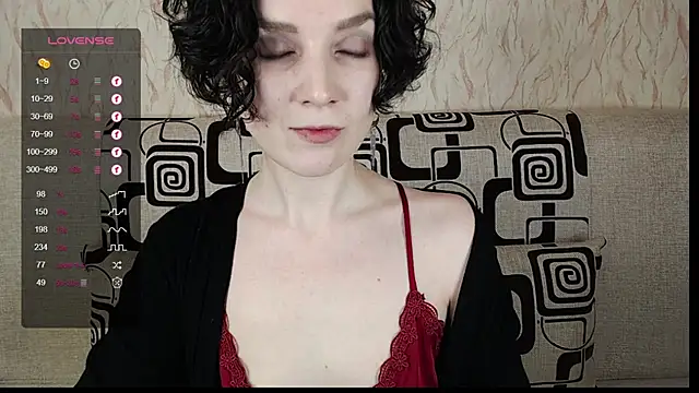 TinaWince online show from March 21, 2025, 6:05 am