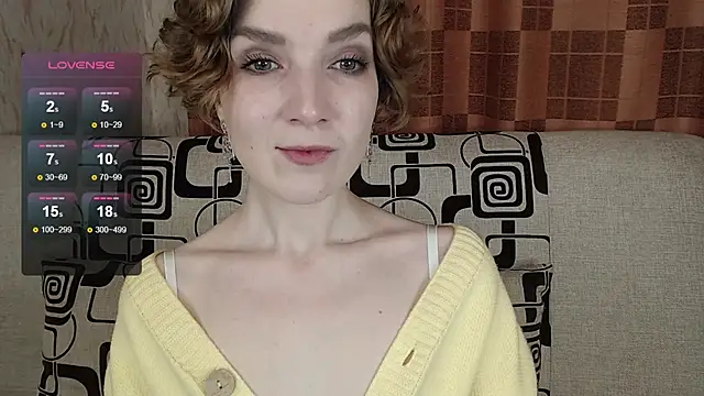 TinaWince online show from February 22, 2026, 4:46 am