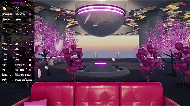 ElfieLove online show from December 4, 2025, 5:32 pm