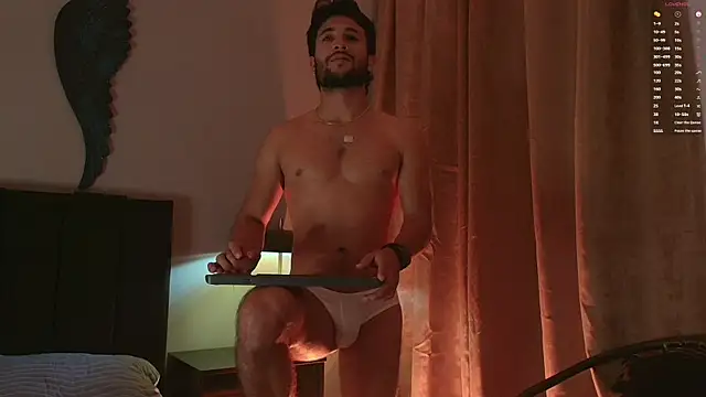 Valentinoford online show from November 25, 2025, 8:53 pm