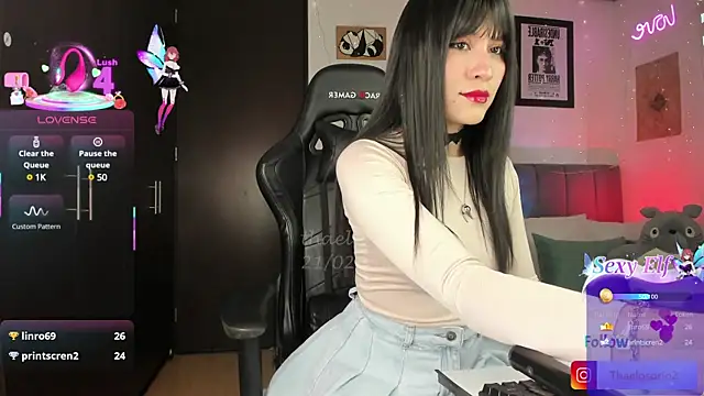 Snapshot of _thaeltaylor chatting on February 24, 2025, 9:20 pm thaeltaylor online show from February 24, 2025, 9:20 pm