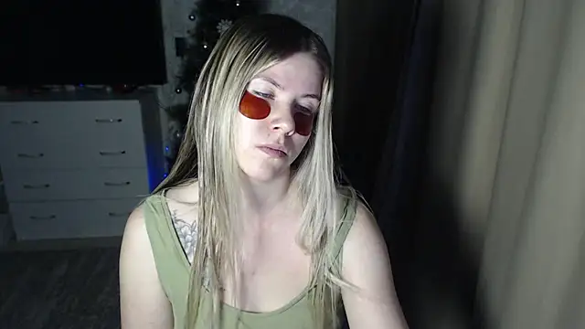 MelissaXKinky online show from December 22, 2024, 6:15 pm