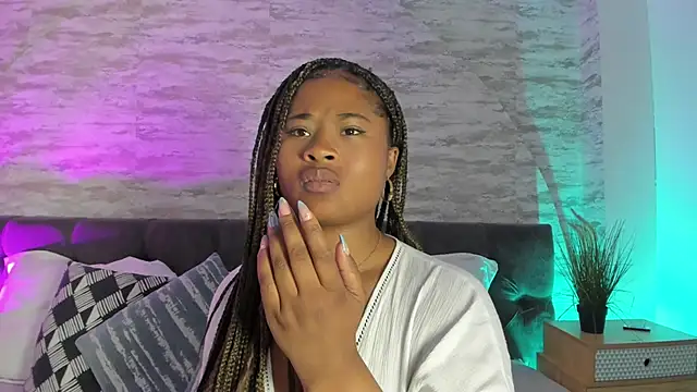 Anneth  M online show from April 14, 2026, 8:26 pm